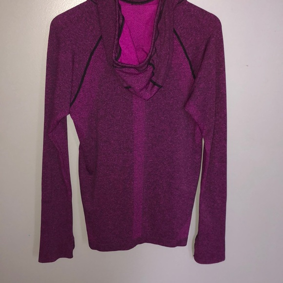 PERFECT CONDITION hooded workout jacket - Picture 8 of 13